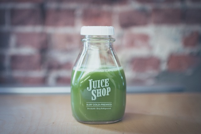 Packaging Tips for New Juice Bottles: Standing Out on the Shelf